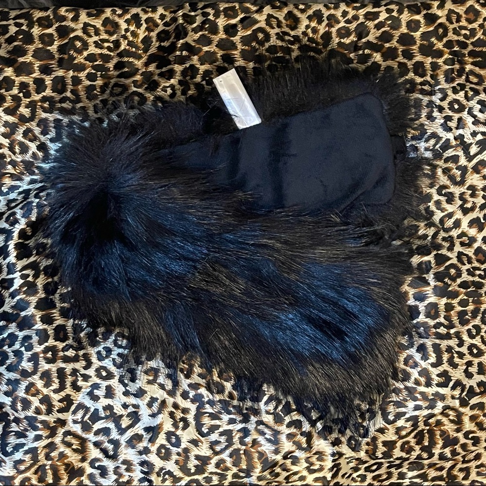 BLACK FAUX FUR HEAD WRAP